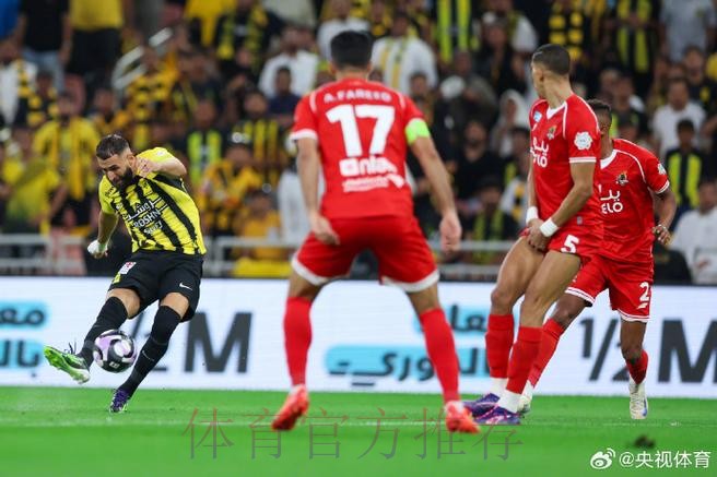 皇马真核!本泽马2射1传 13次首发直接参与13球 皇马真核!本泽马2射1传 13次首发直接参与13球